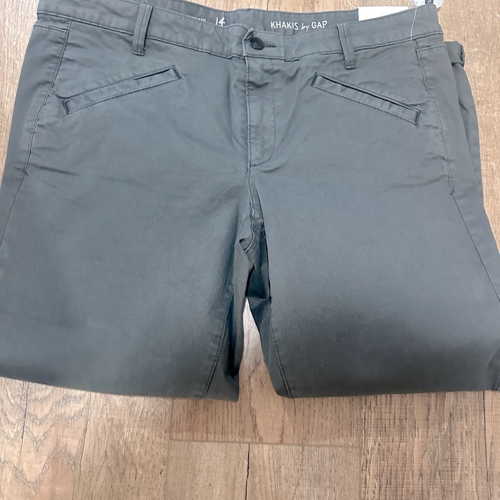 khakis by Gap Super Skinny